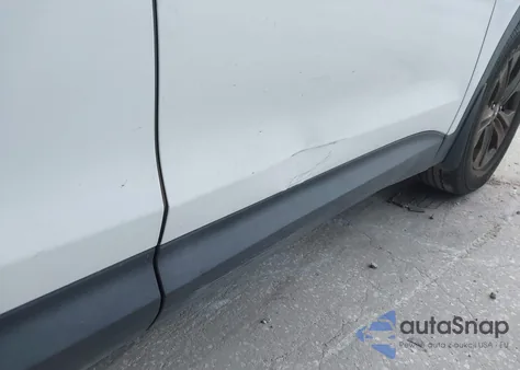 2013 Hyundai Santa Fe Sport z USA, uszkodzony, nr VIN 5XYZU3LBXDG092311